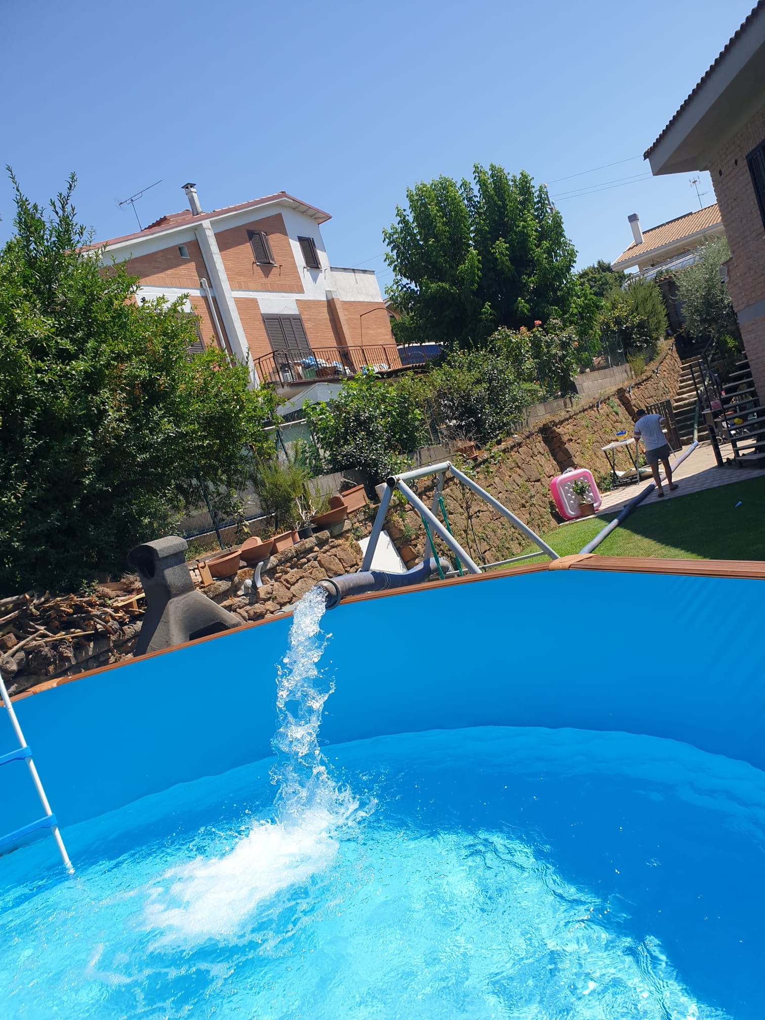 Richiedi Trasporto Acque per Piscine